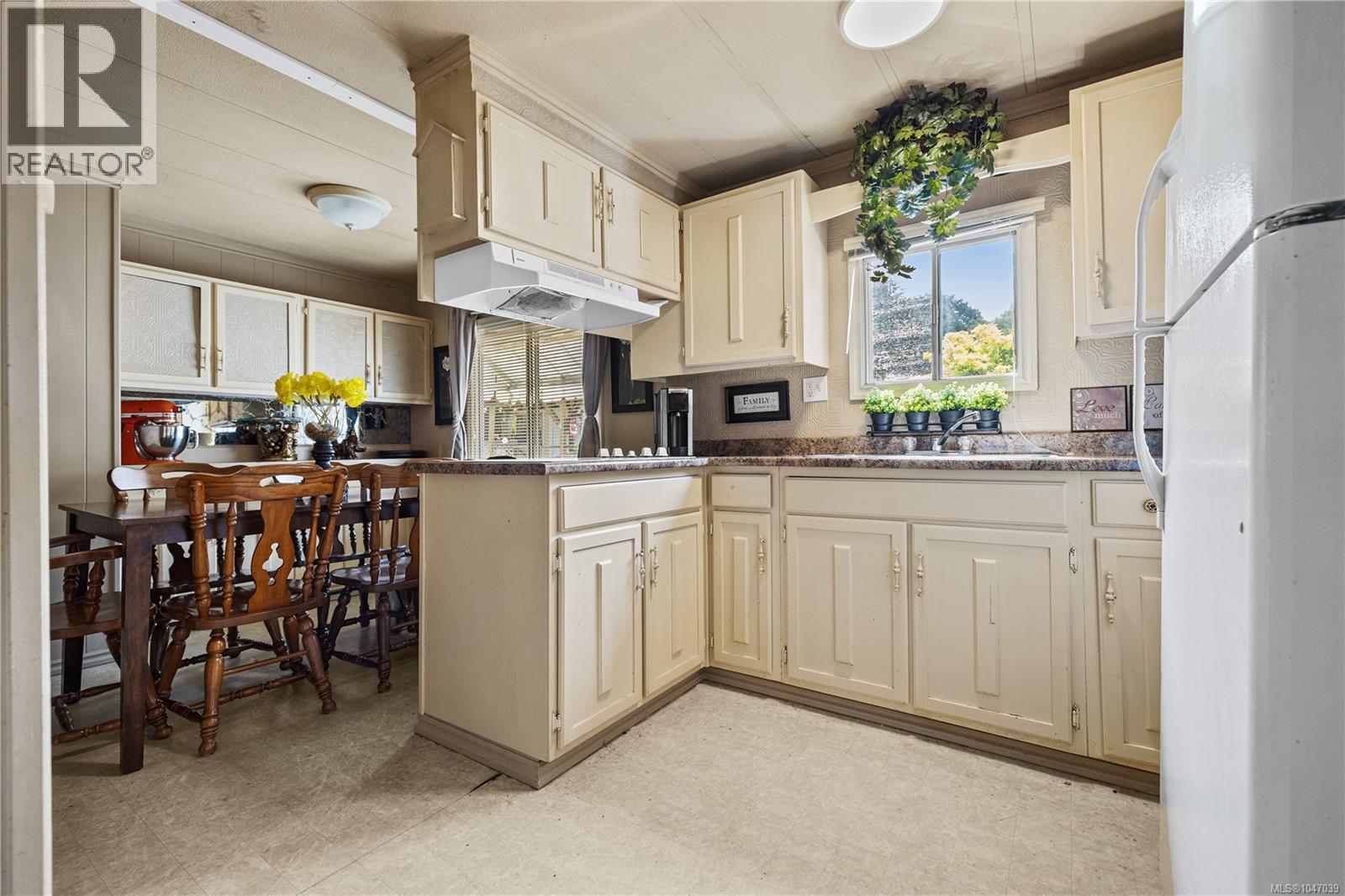 #51 951 Homewood Rd - 9