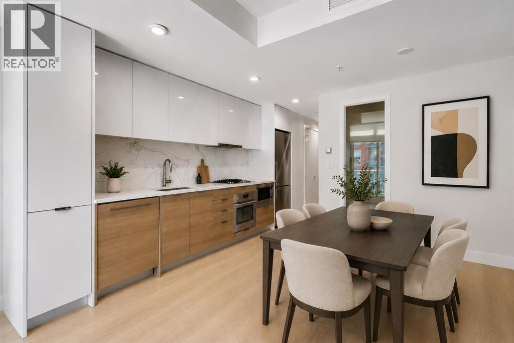 #806 118 Waterfront Court SW - 4