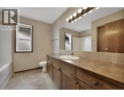45 Winston Place, Blackfalds, AB T4M0K9 Photo 12