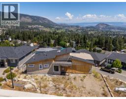  3563 Goldie Way, West Kelowna