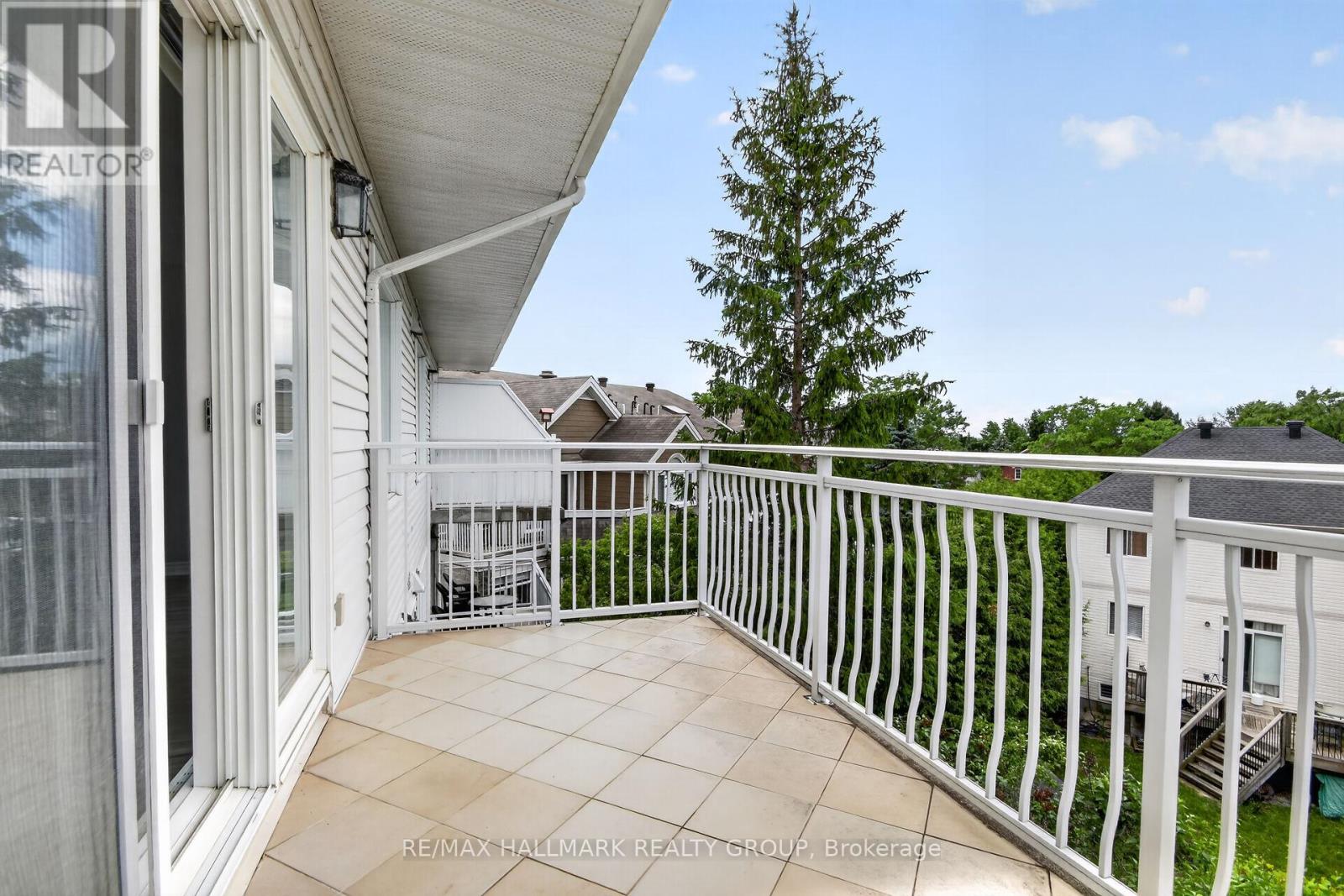 #2B 51 ROBSON COURT - Image 33