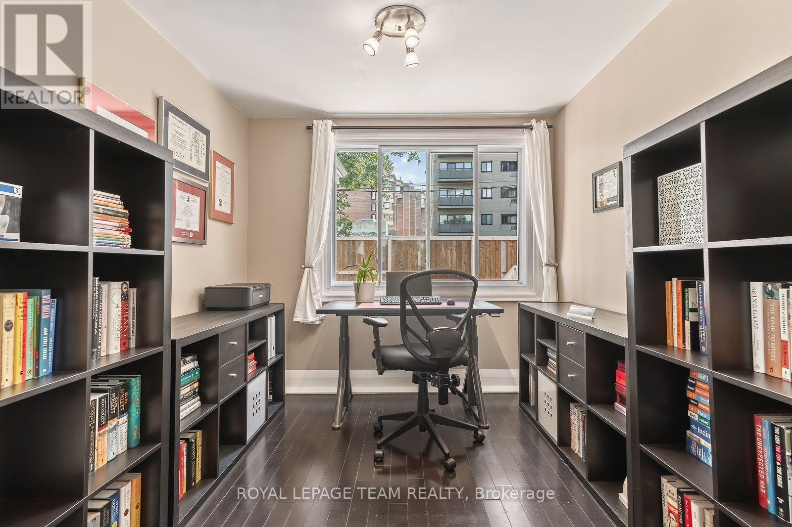 111 IVY CRESCENT - Image 11