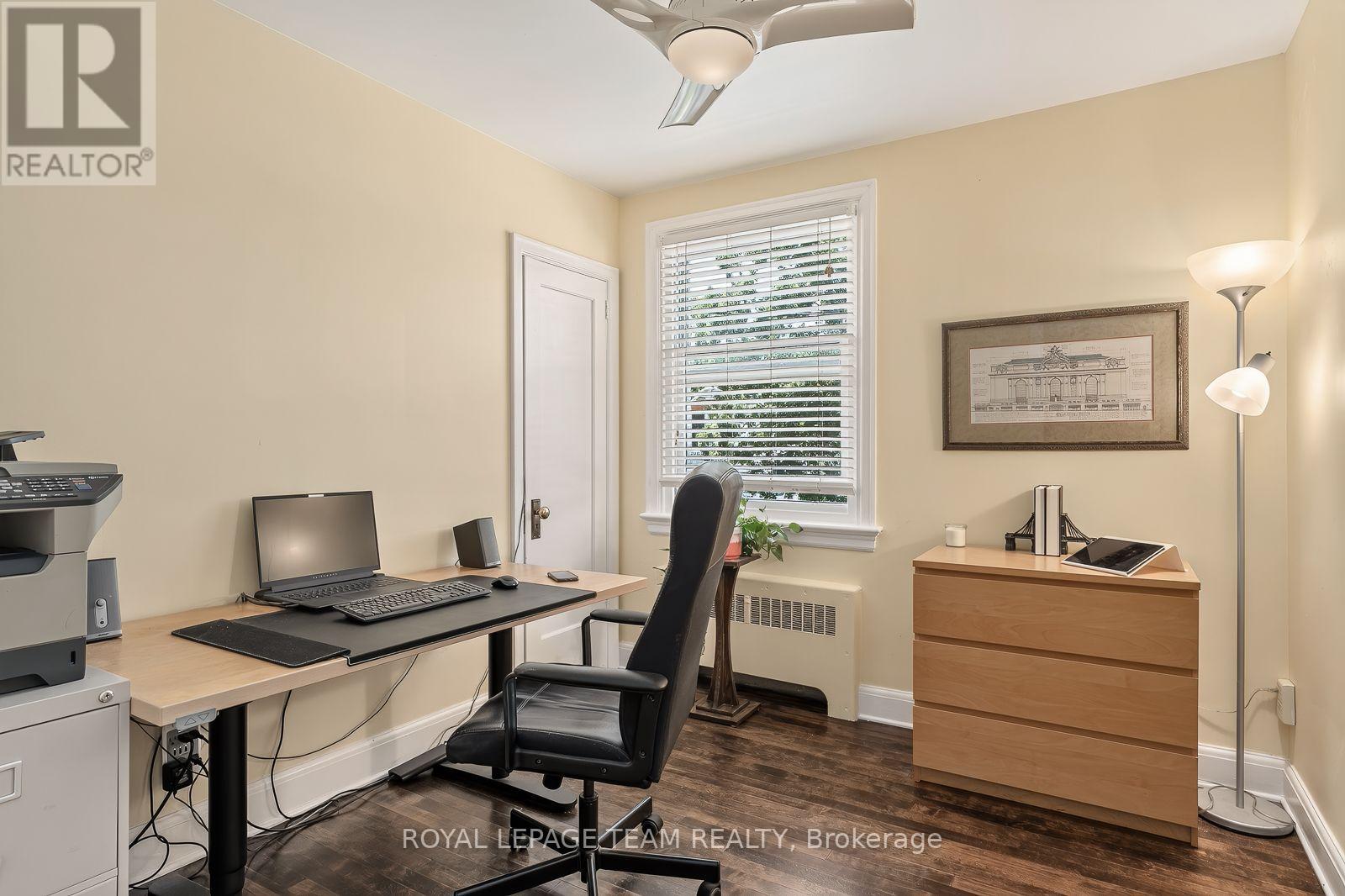 111 IVY CRESCENT - 24