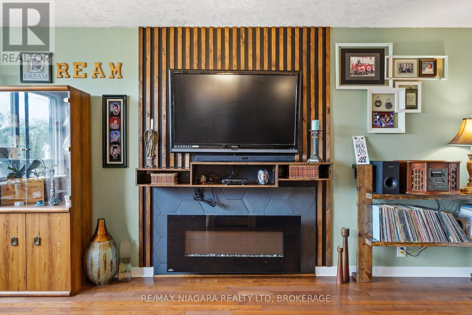 1470 KILLALY STREET E - Image 10