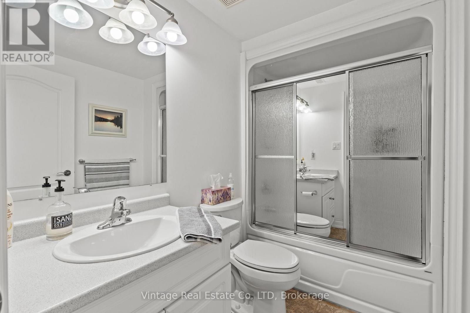 3689 CARDINAL DRIVE - Image 33