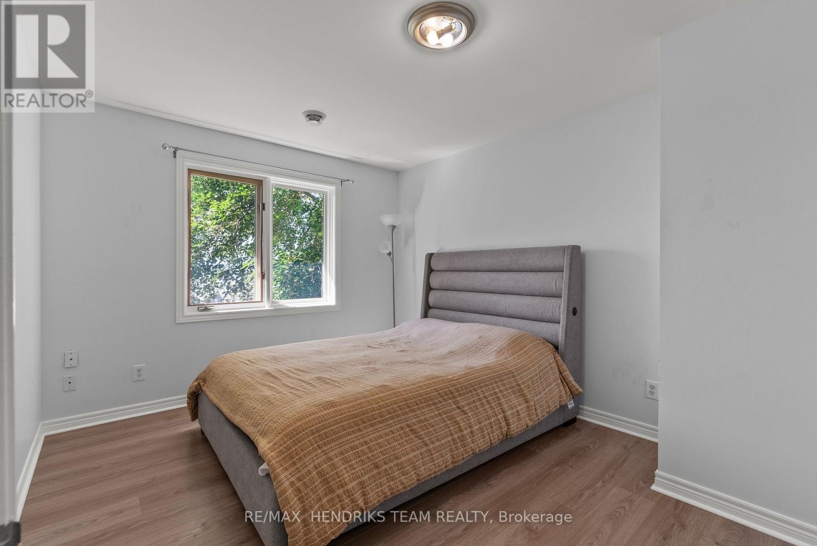 1648 Third Avenue — photo 22
