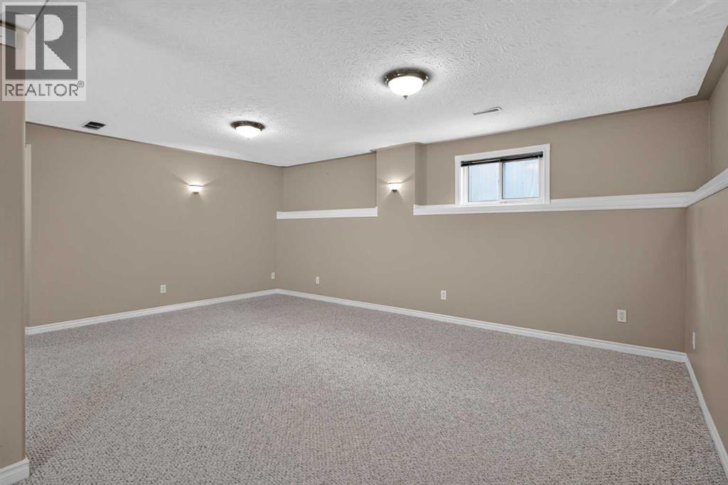 940 Coventry Drive NE - 35