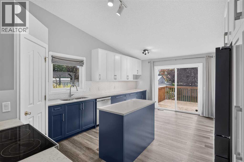 940 Coventry Drive NE - 17
