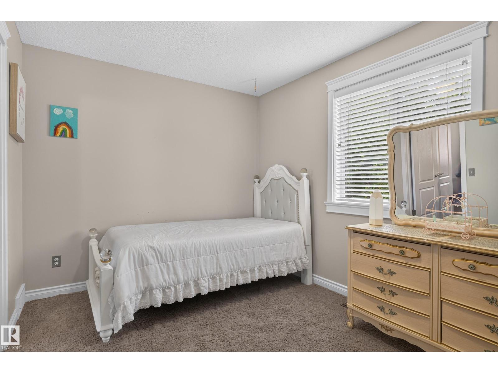12724 148 AV NW - Image 39