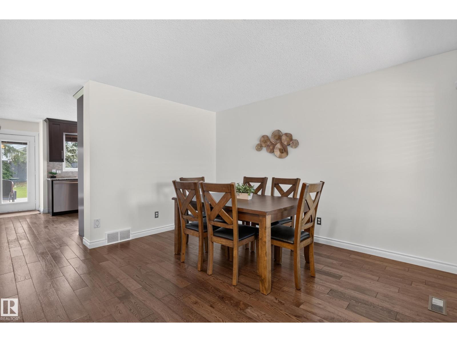 12724 148 AV NW - Image 13