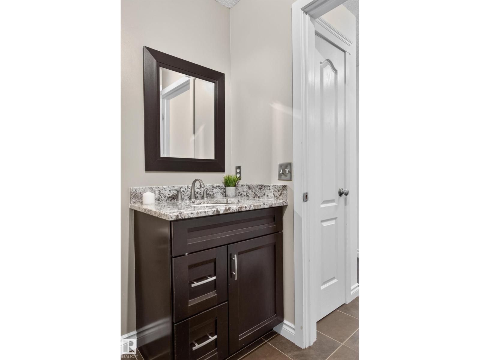 12724 148 AV NW - Image 27