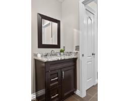 12724 148 Av Nw, Edmonton, AB T6V1C4 Photo 27