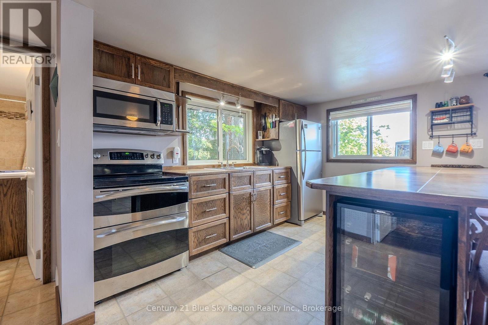 153 WHITE PINE ROAD - Image 12