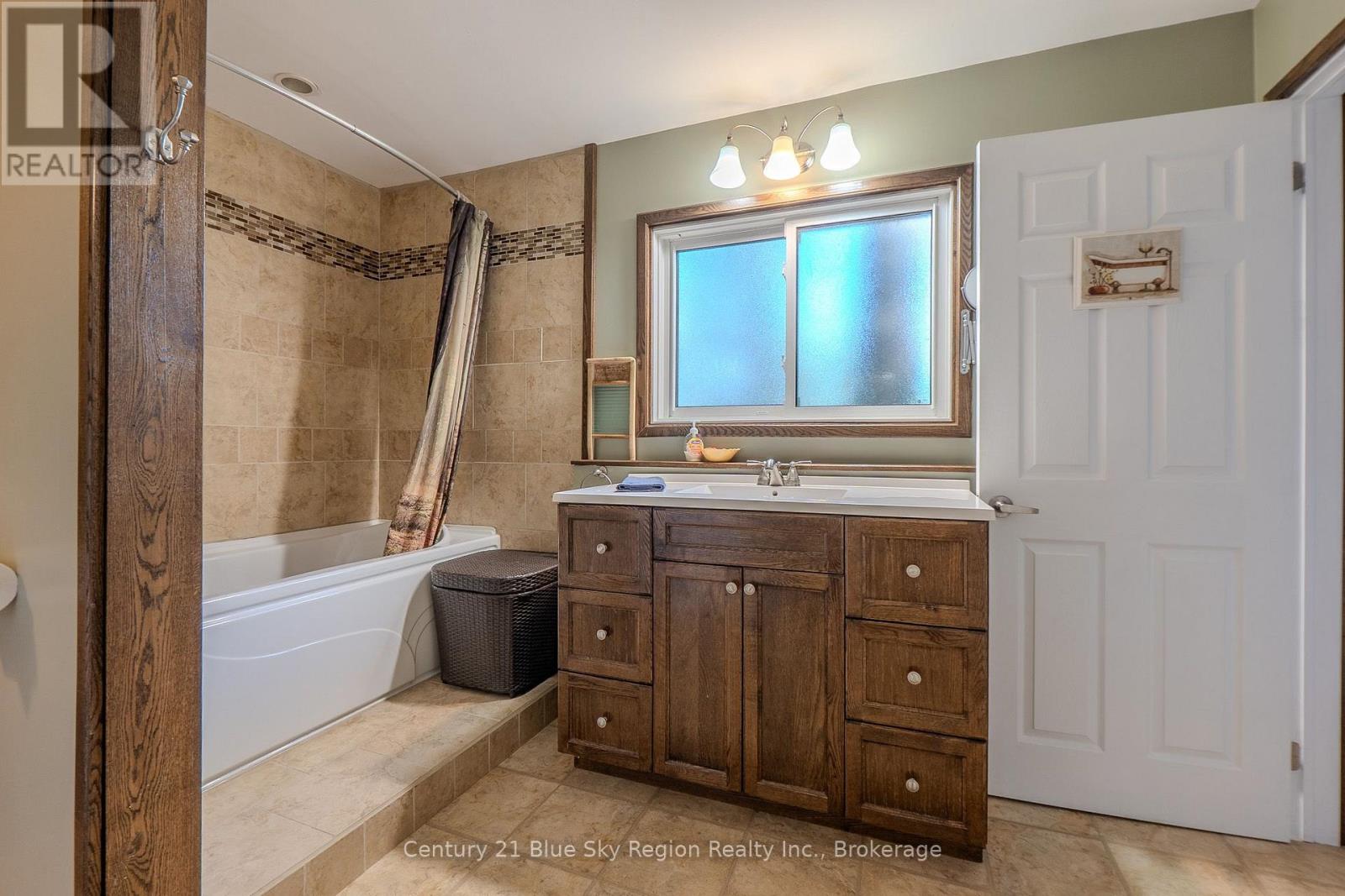 153 WHITE PINE ROAD - Image 17