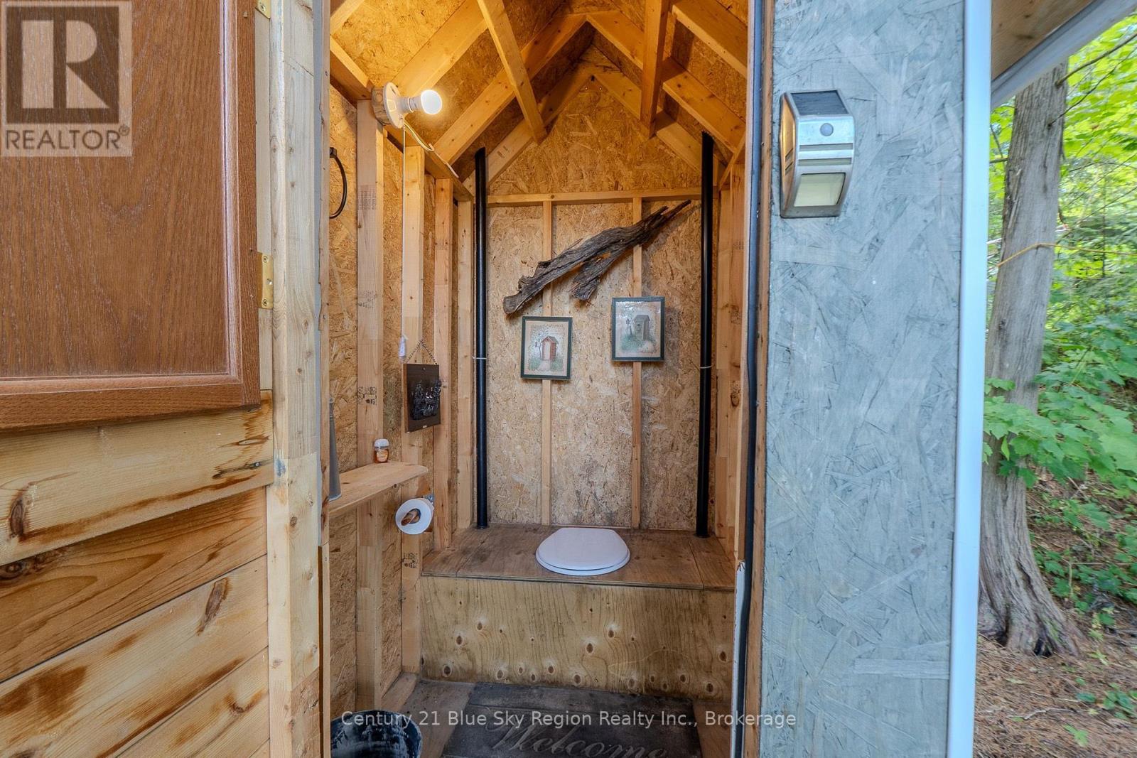 153 WHITE PINE ROAD - Image 33