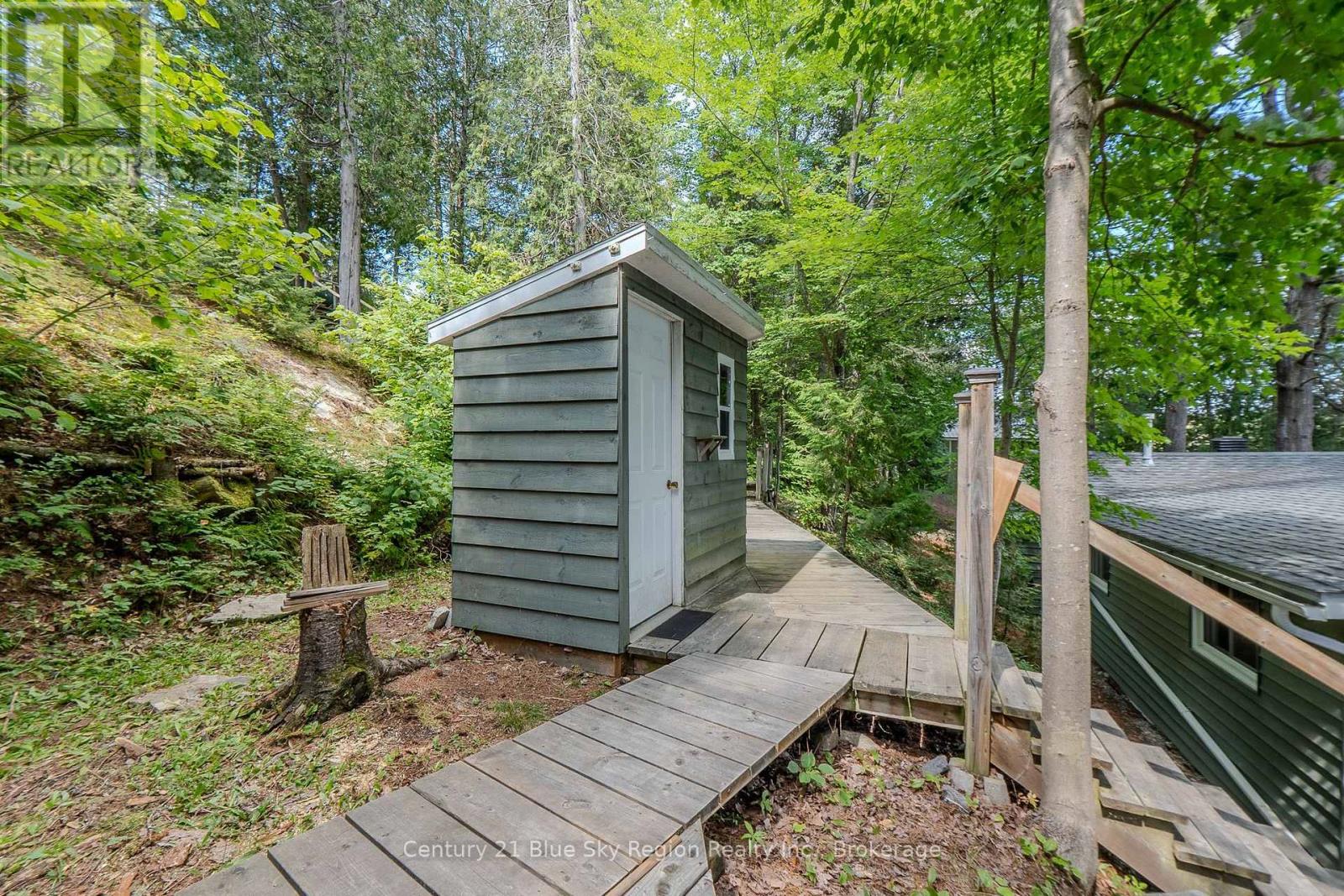 153 WHITE PINE ROAD - Image 39