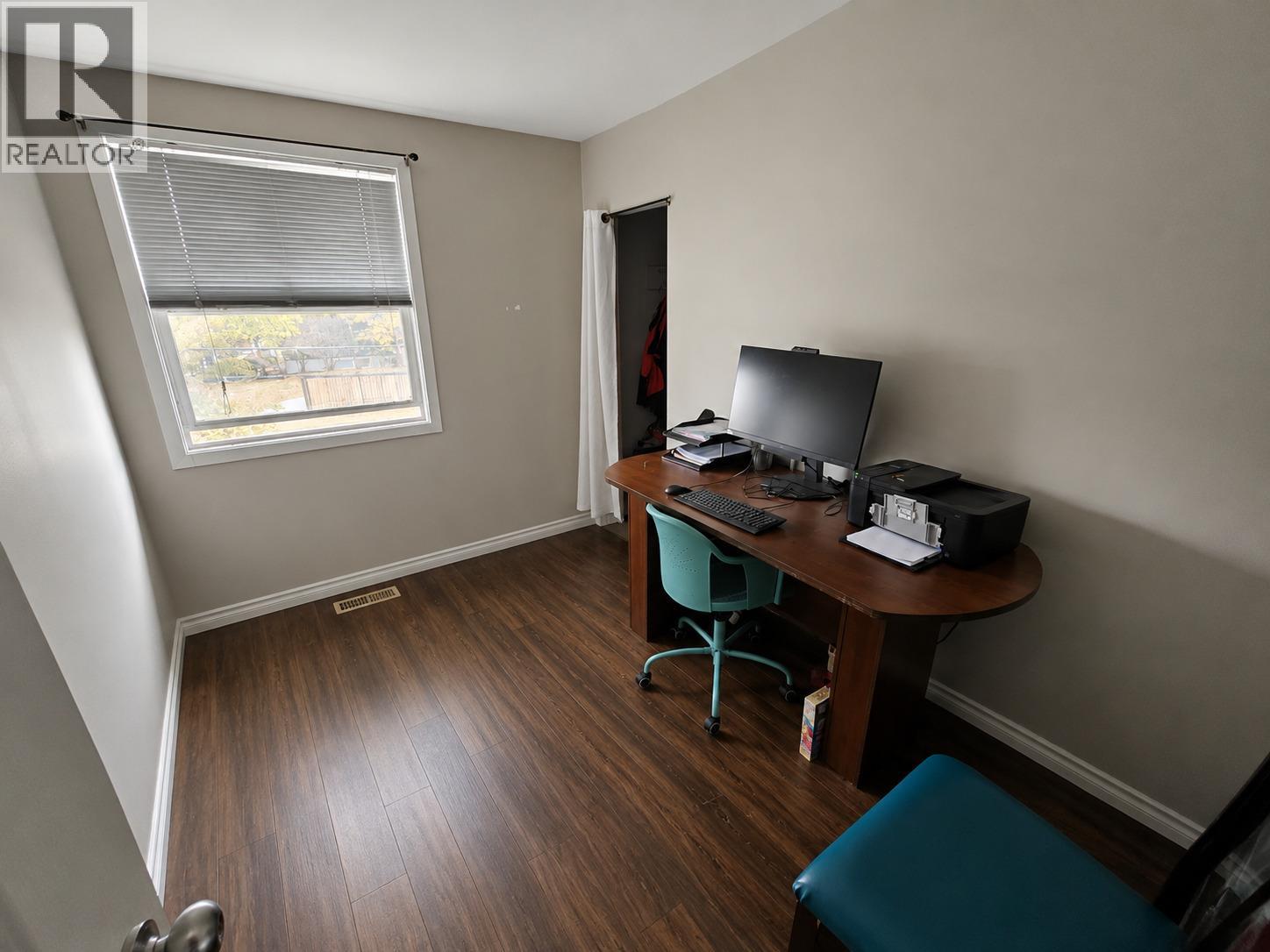 10901 17th Street, Dawson Creek