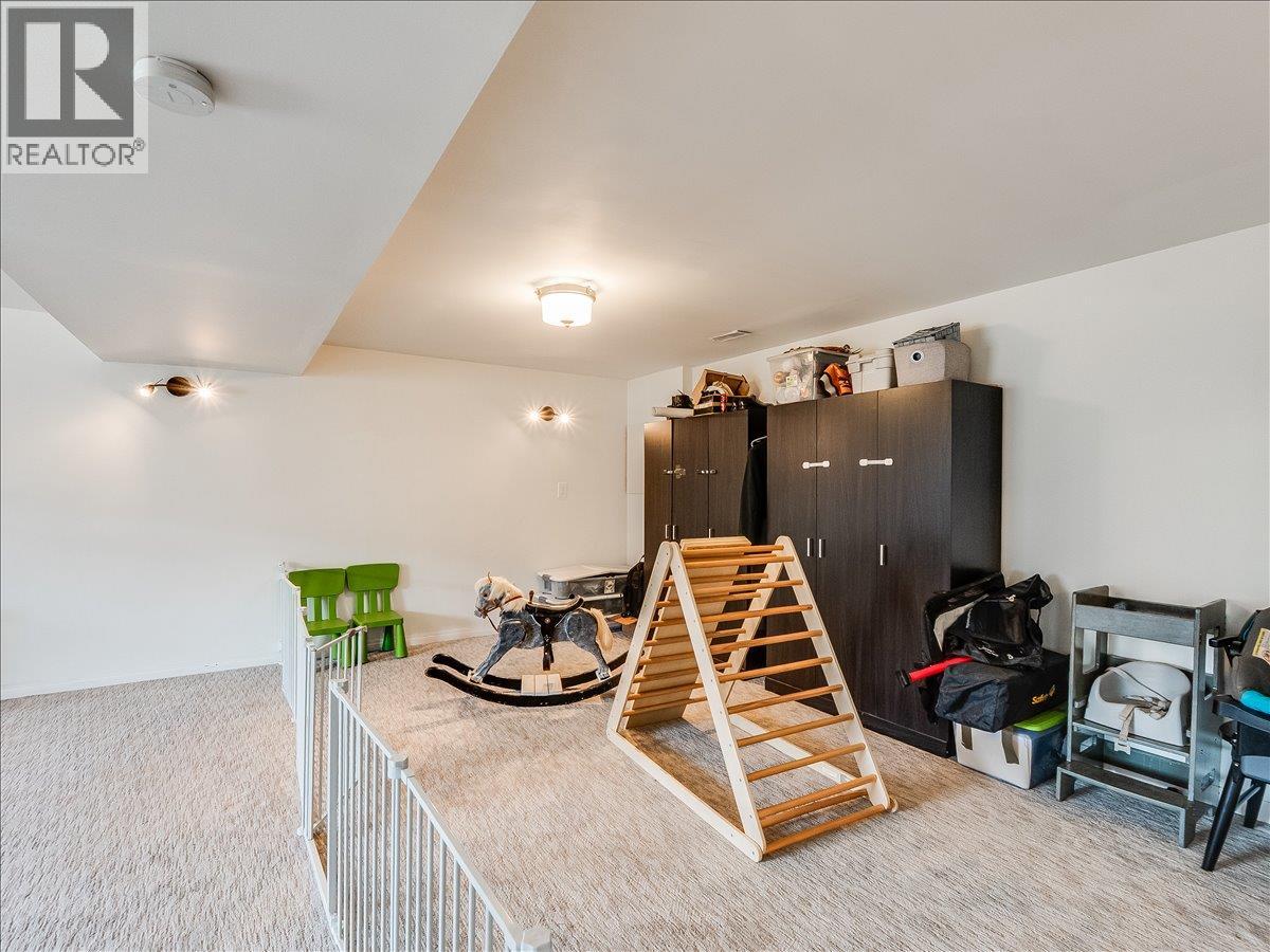 3701 9TH Avenue, Castlegar