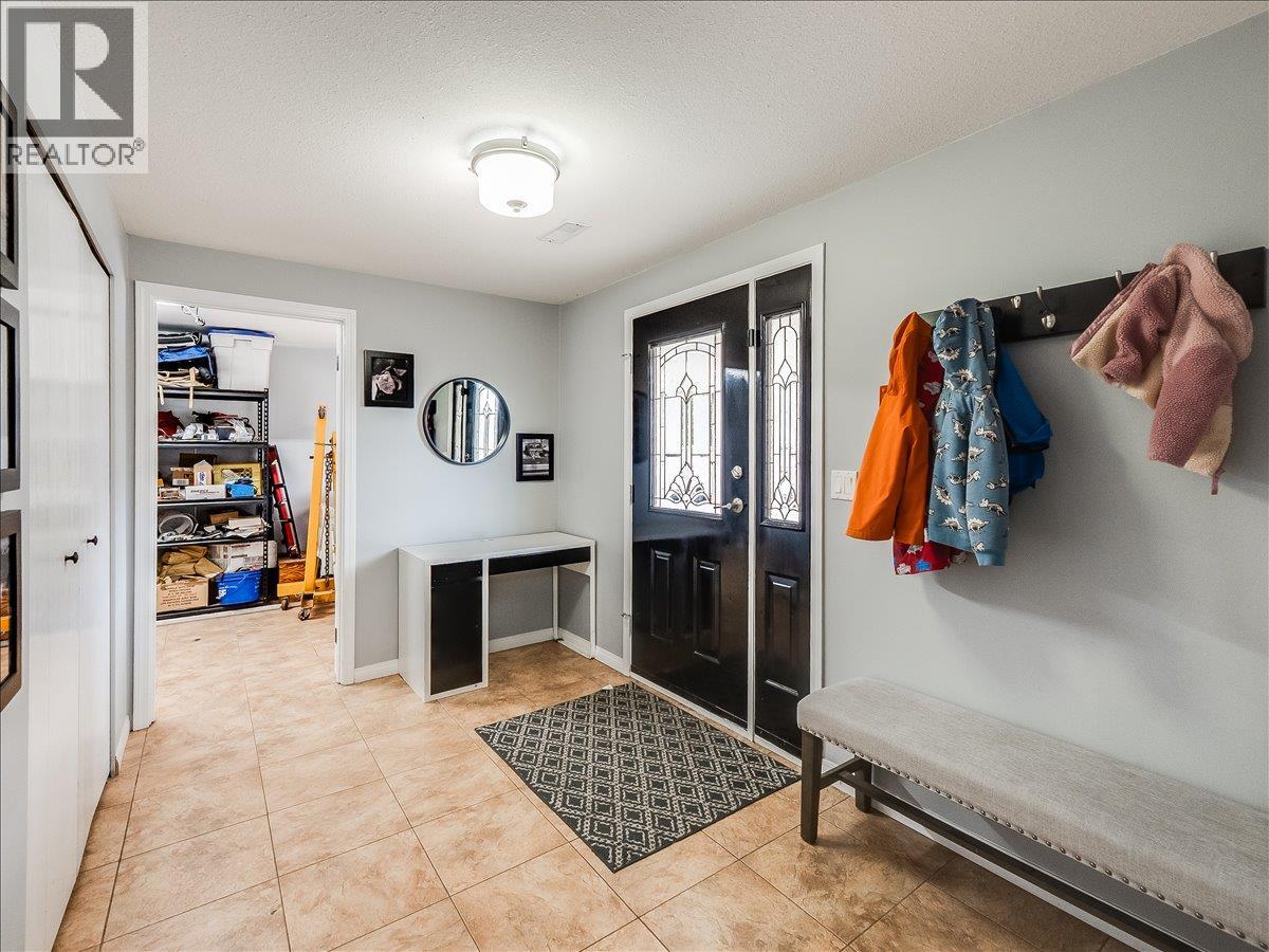 3701 9TH Avenue, Castlegar