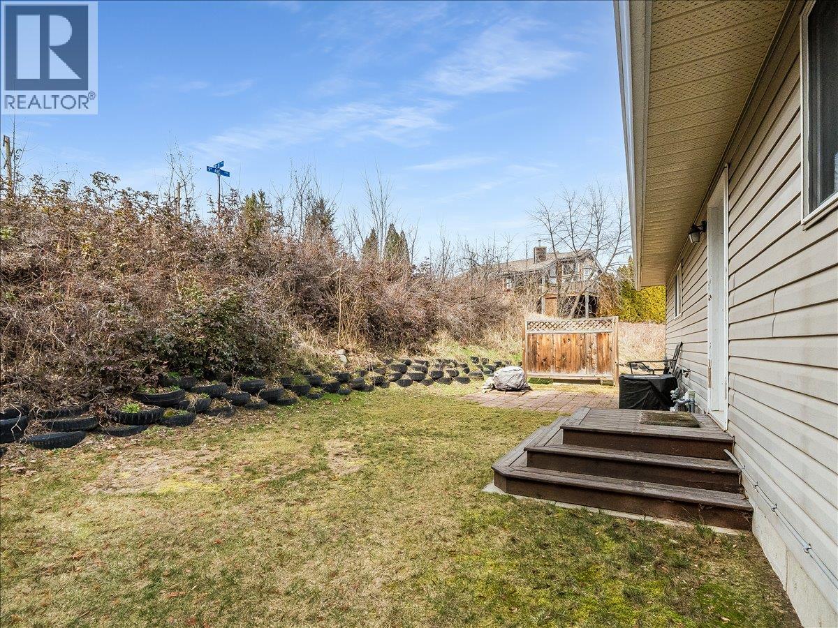 3701 9TH Avenue, Castlegar