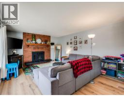 Kitchen - 3701 9th Avenue, Castlegar, BC V1N3T3 Photo 13