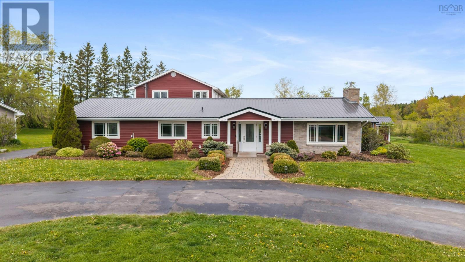 8805 Highway 14 - 34