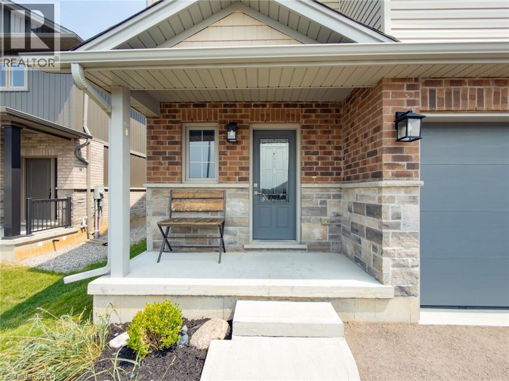 39 AMBER Street - 7