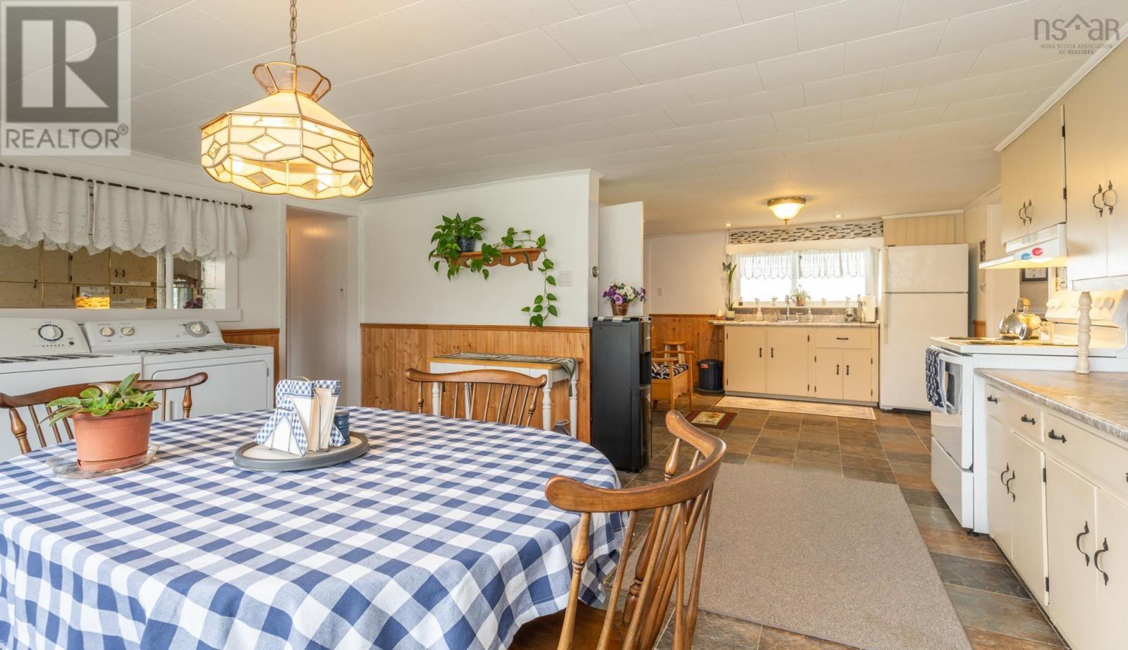279 Chebogue Road - 17