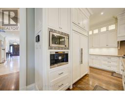 154 Munro Boulevard, Toronto, ON M2P1C8 Photo 15