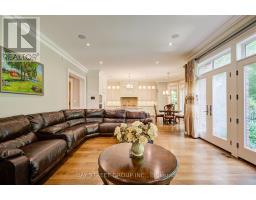 154 Munro Boulevard, Toronto, ON M2P1C8 Photo 18