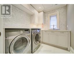 154 Munro Boulevard, Toronto, ON M2P1C8 Photo 26