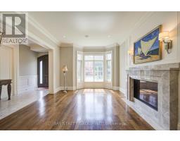 Eating area - 154 Munro Boulevard, Toronto, ON M2P1C8 Photo 6