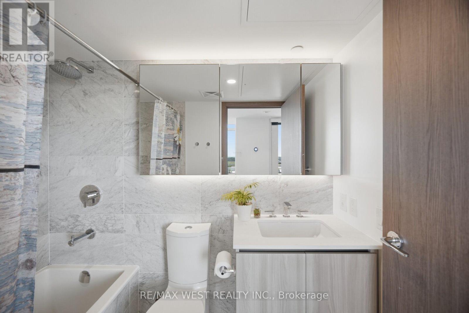 #1602 17 BATHURST STREET - Image 26