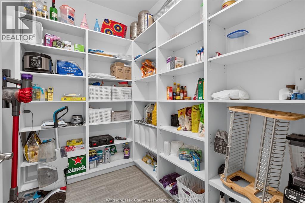 353 BENJAMIN - Image 19
