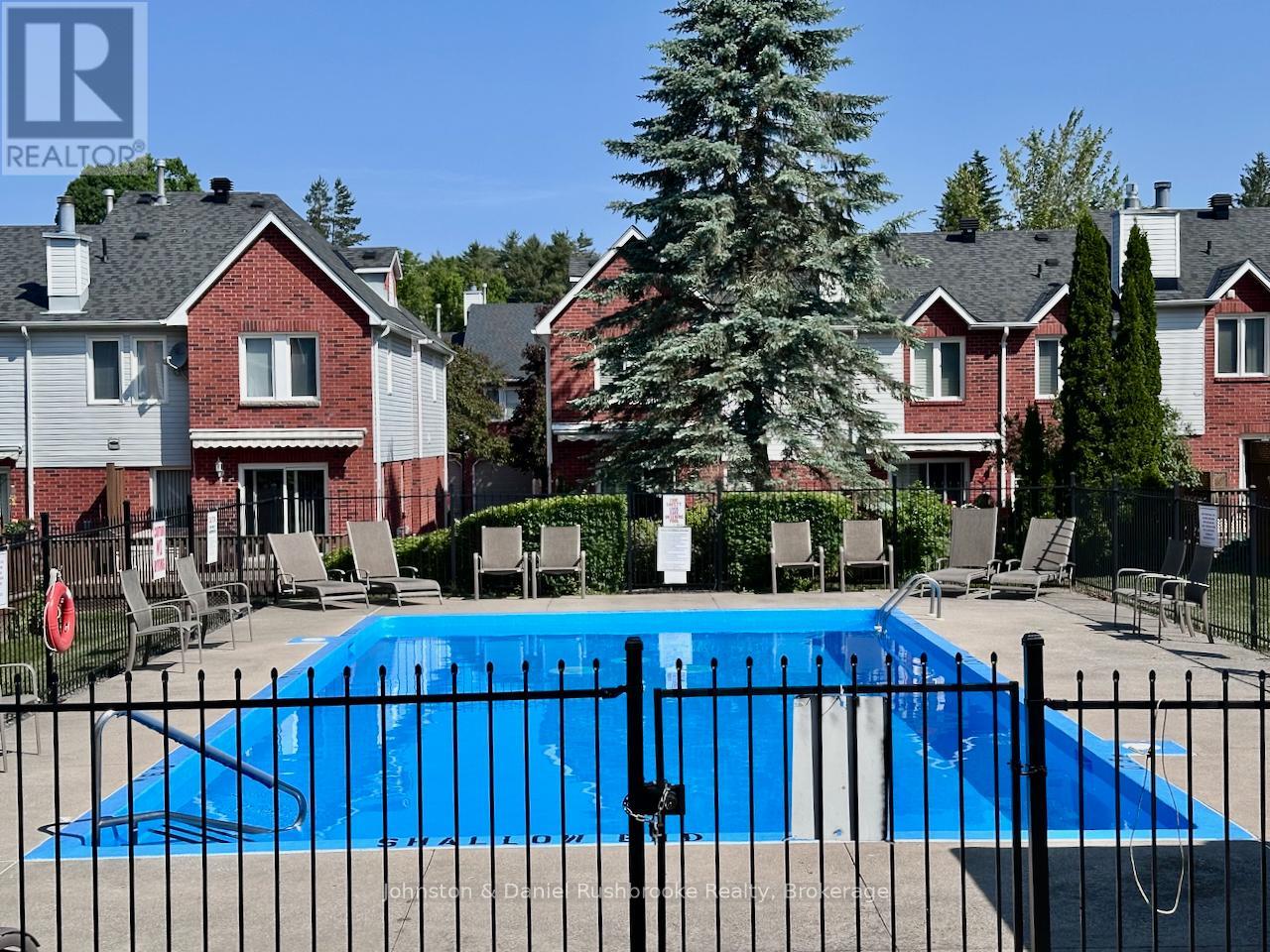 39 SHORELINE DRIVE - 40