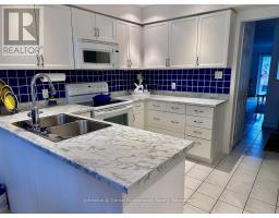 39 Shoreline Drive, Bracebridge, ON P1L1Z3 Photo 13