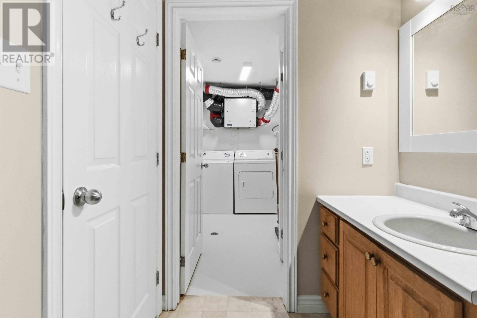 85 Armcrest Drive - 32