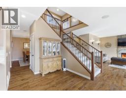 Living room - 1914 Ironwood Street, Kamloops, BC V2H0A6 Photo 20
