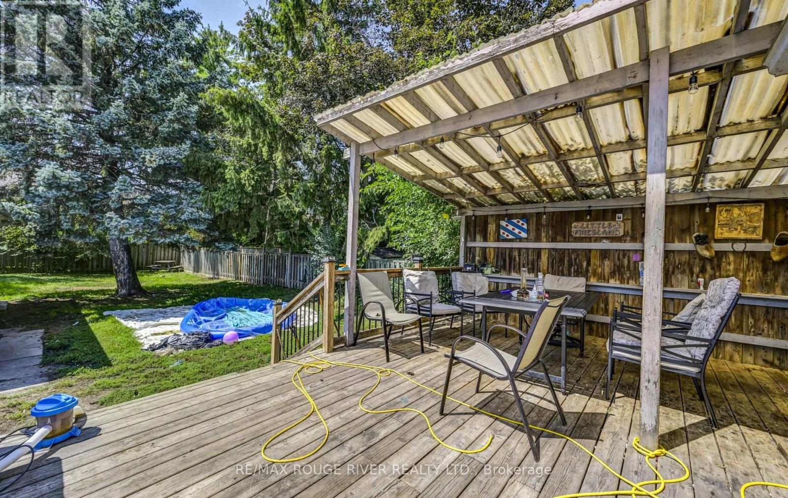 1106 GREEN STREET - Image 34