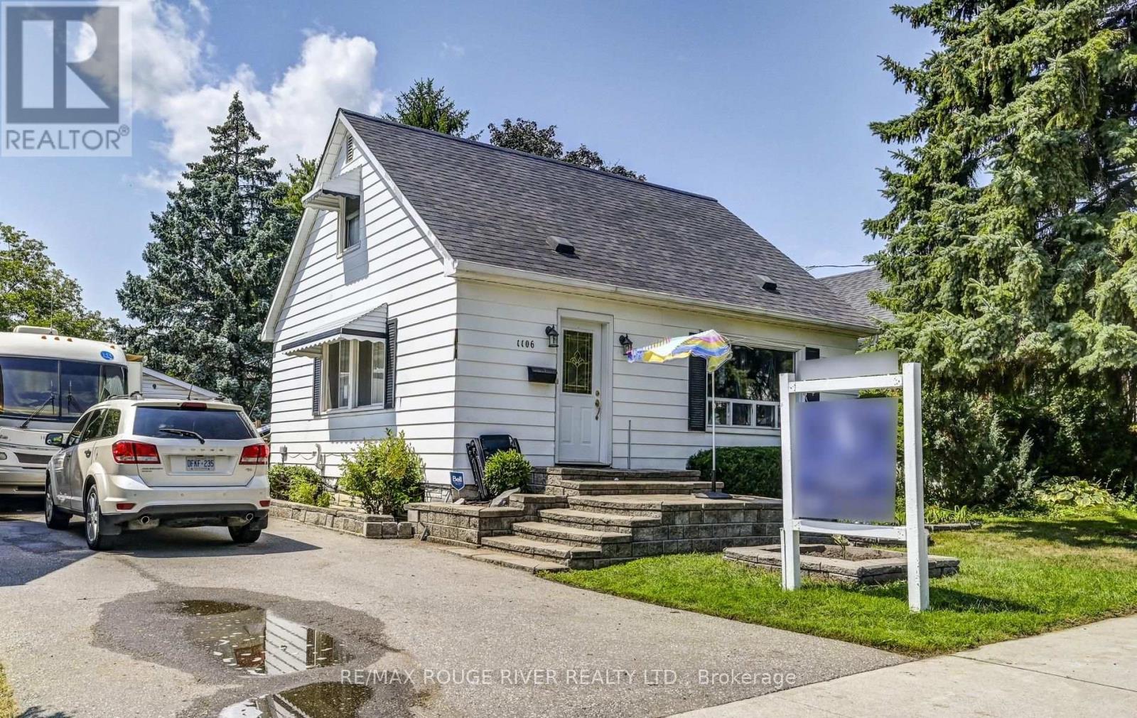 1106 GREEN STREET - Image 3
