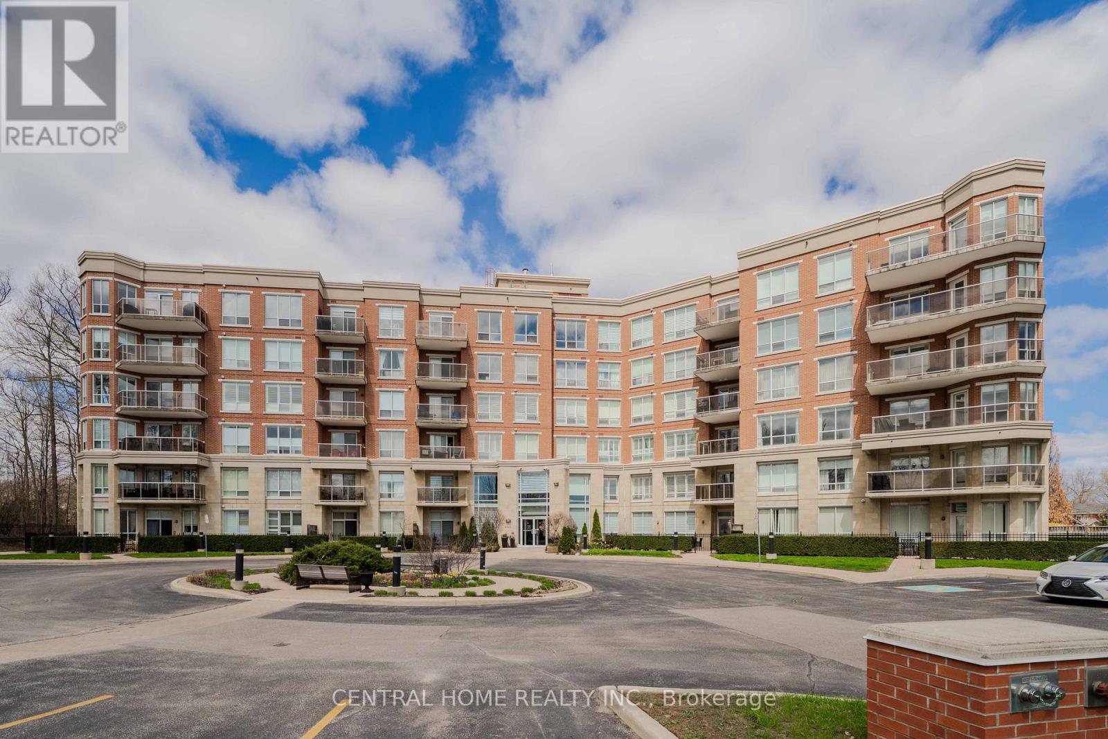 #202 483 FAITH DRIVE - Image 3