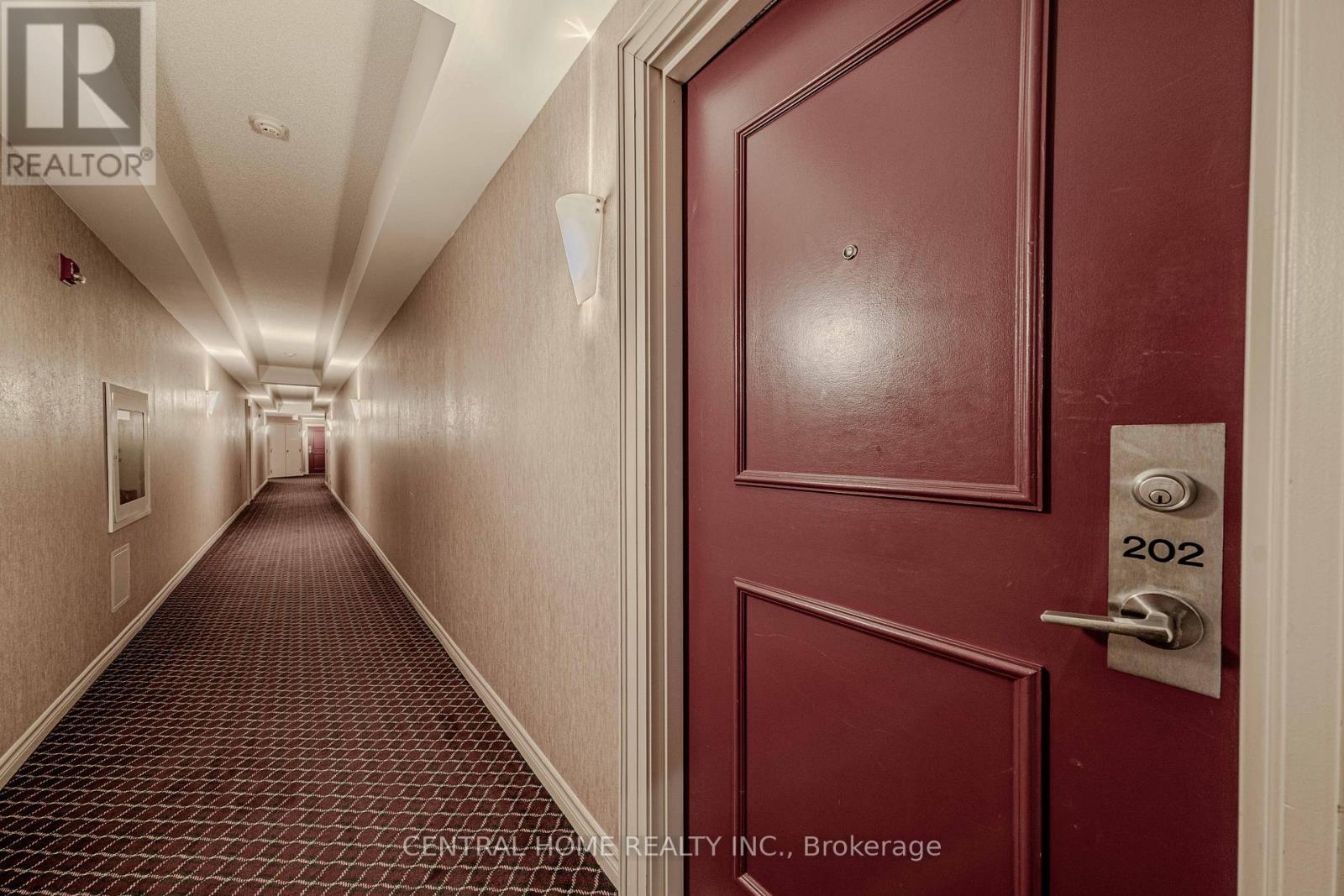 #202 483 FAITH DRIVE - Image 6