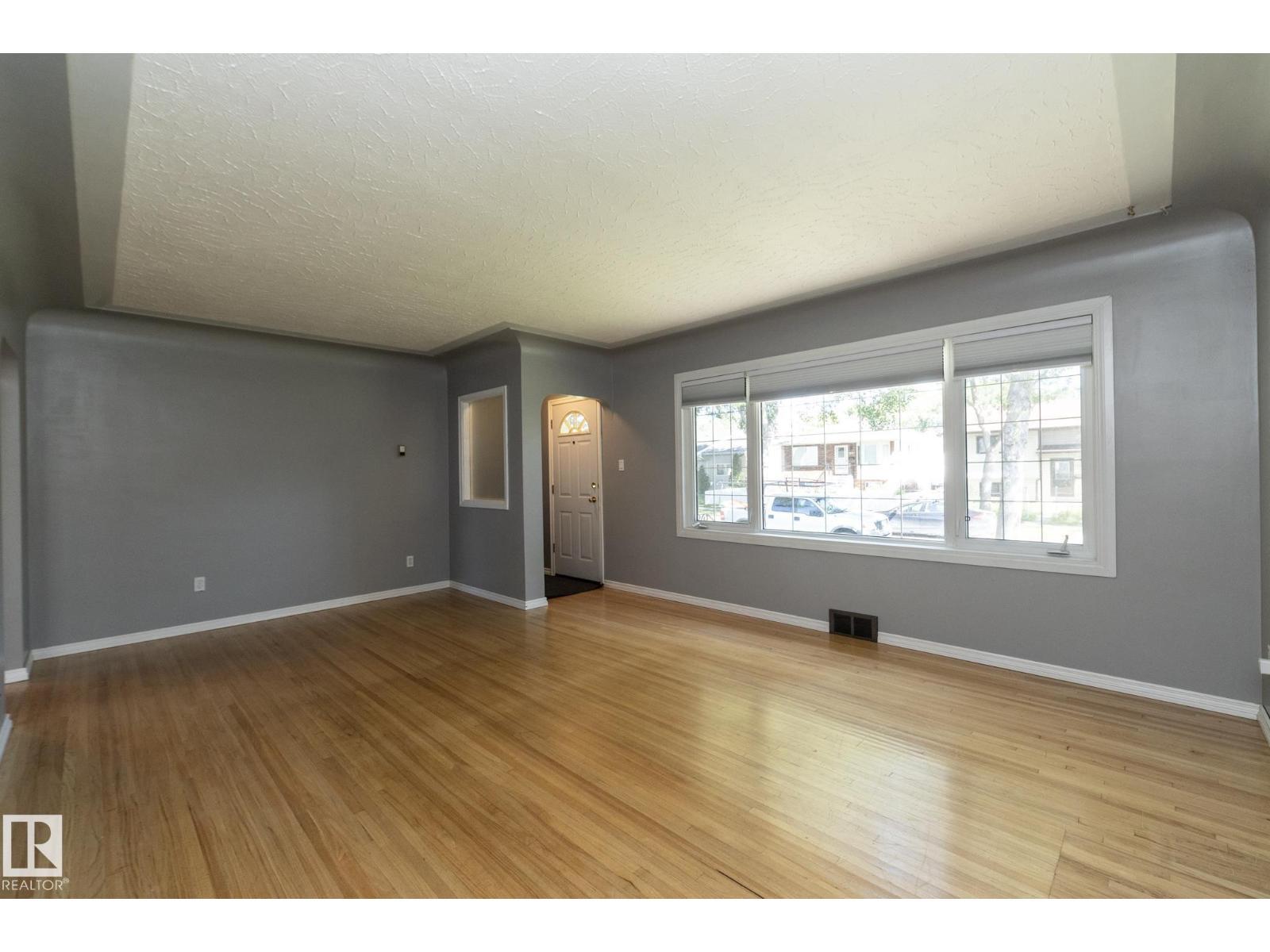 12322 94 ST NW - Image 14