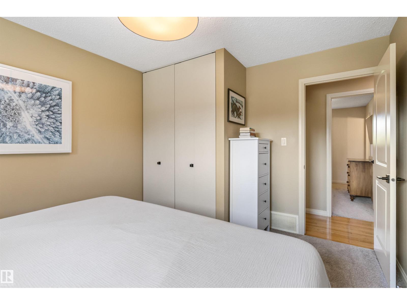 9 BUTTERFIELD CR - Image 22