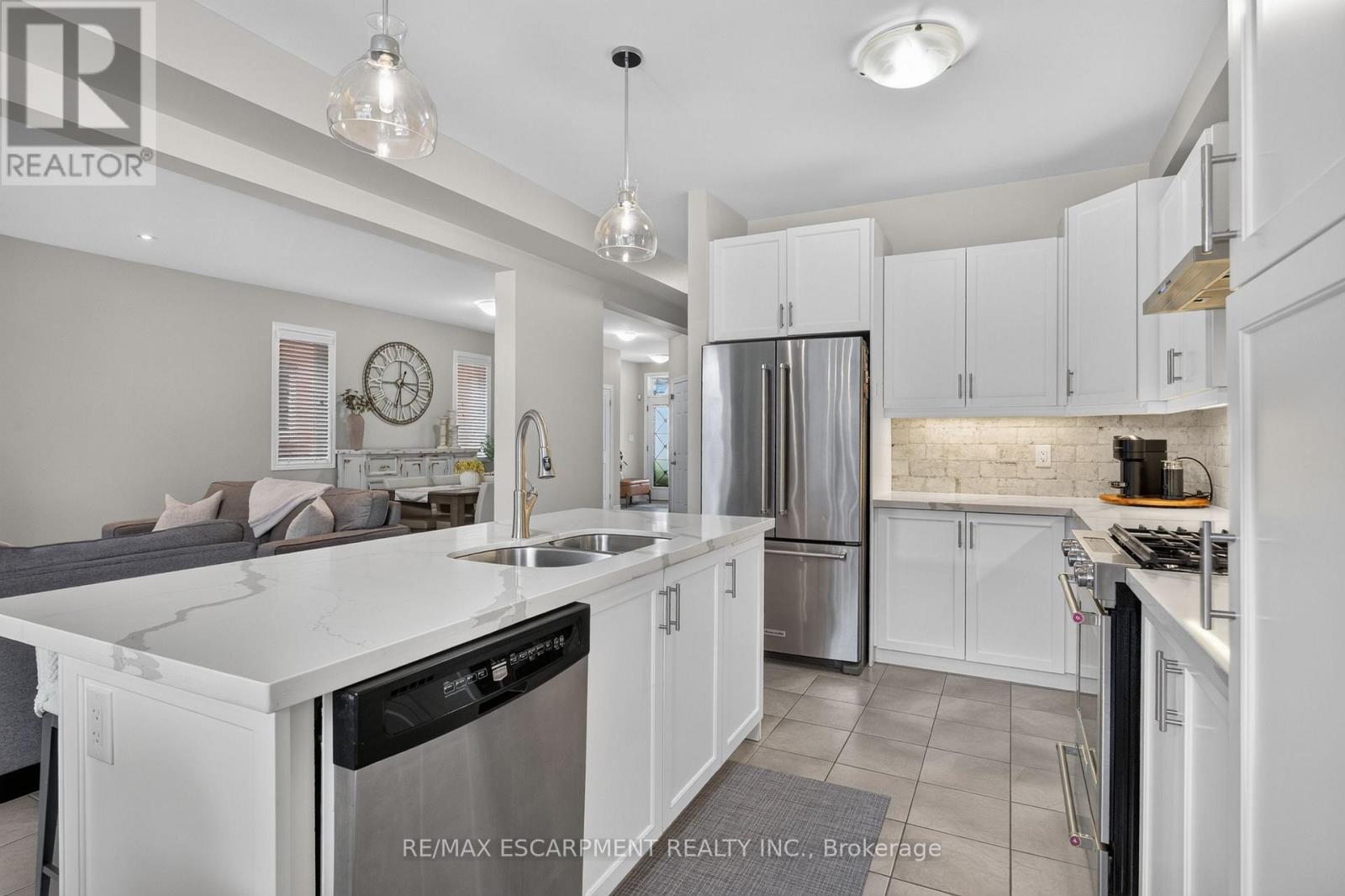 5 NARBONNE CRESCENT - Image 18