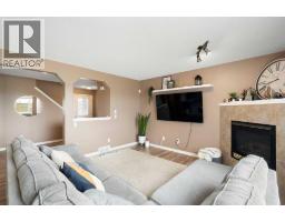 2pc Bathroom - 459 Citadel Meadow Bay Nw, Calgary, AB T3G4Z2 Photo 8