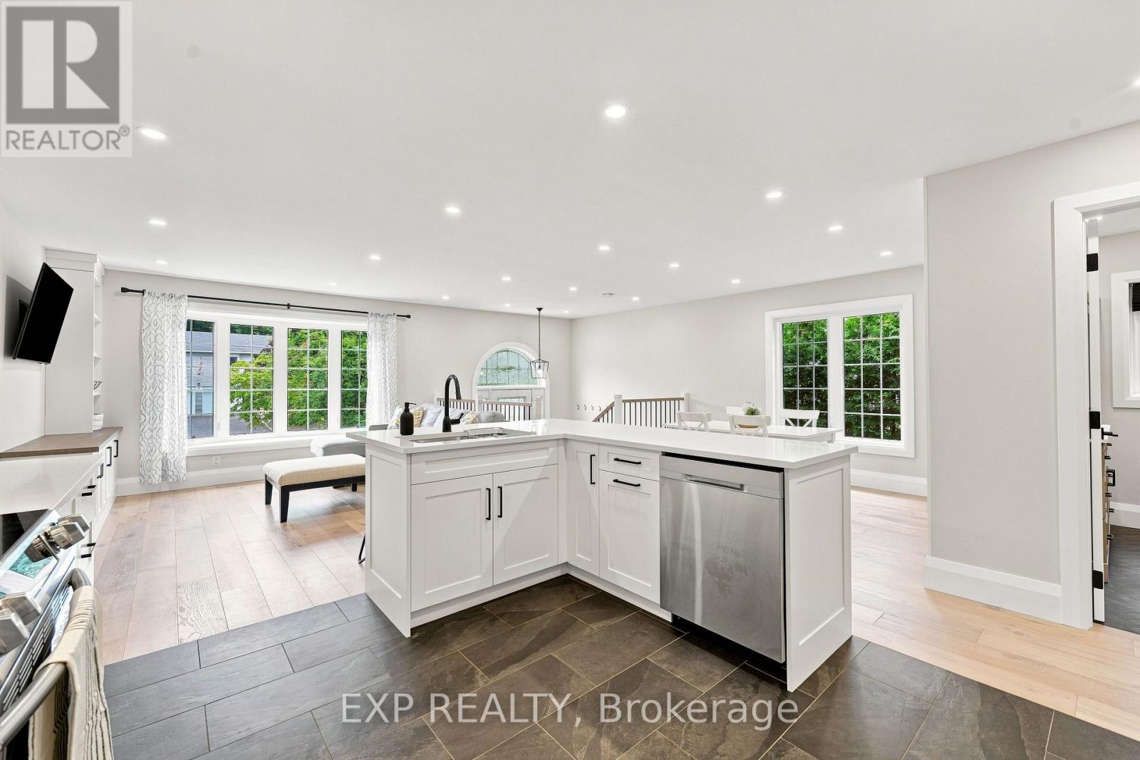 29 BECKETT AVENUE - 11