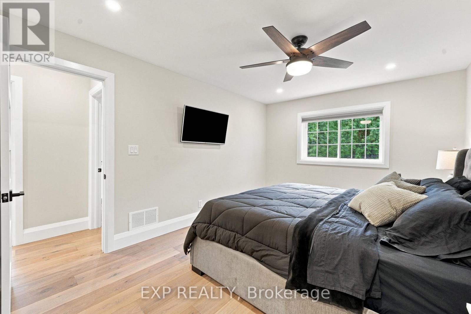 29 BECKETT AVENUE - 19