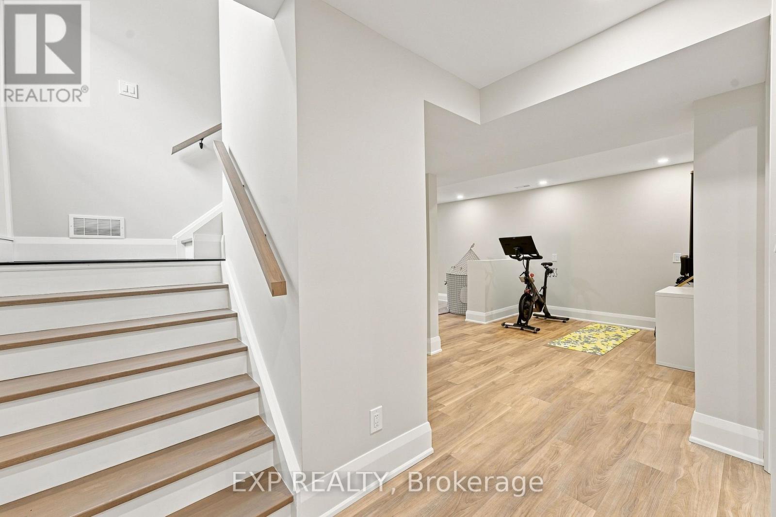 29 BECKETT AVENUE - 27
