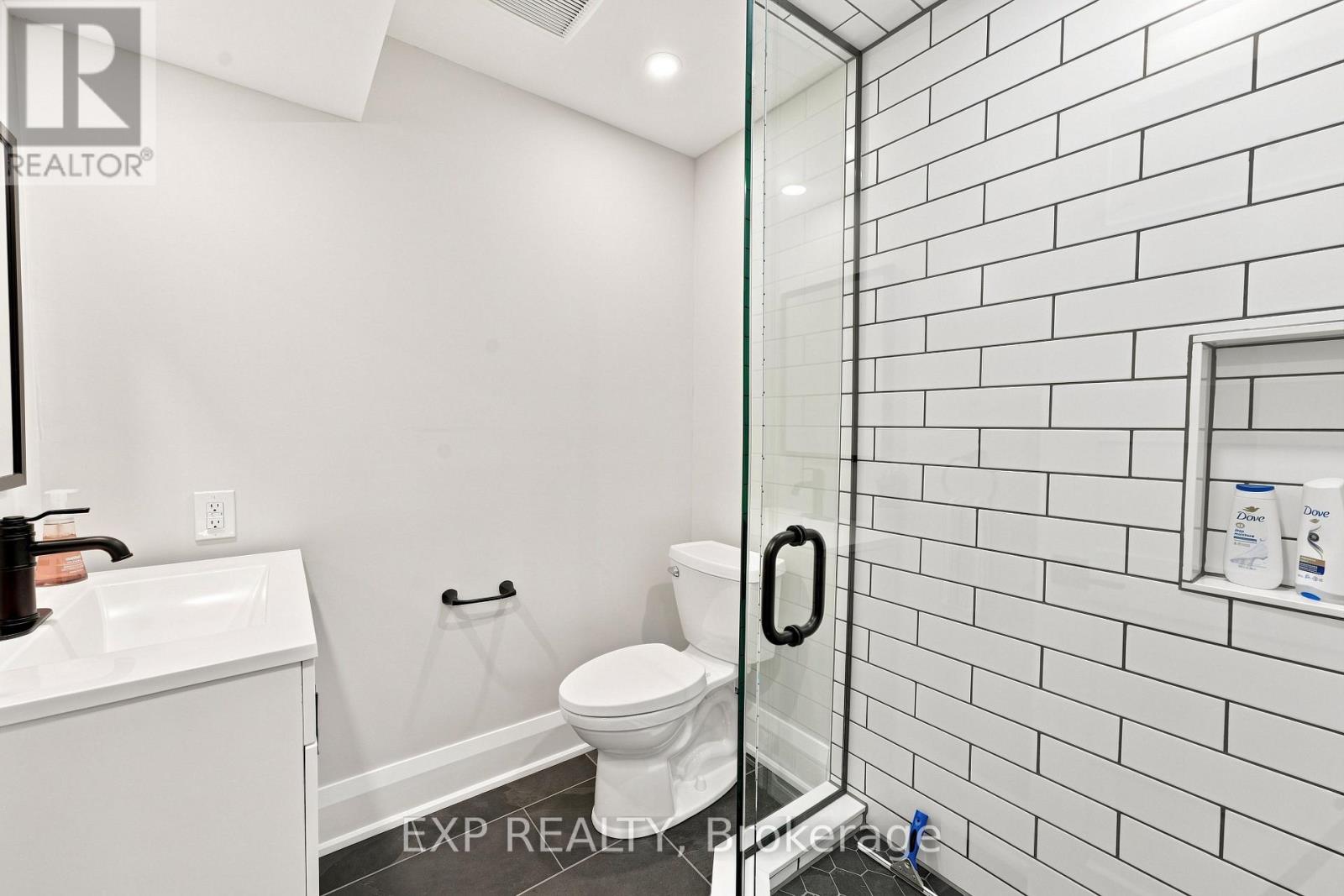 29 BECKETT AVENUE - 38